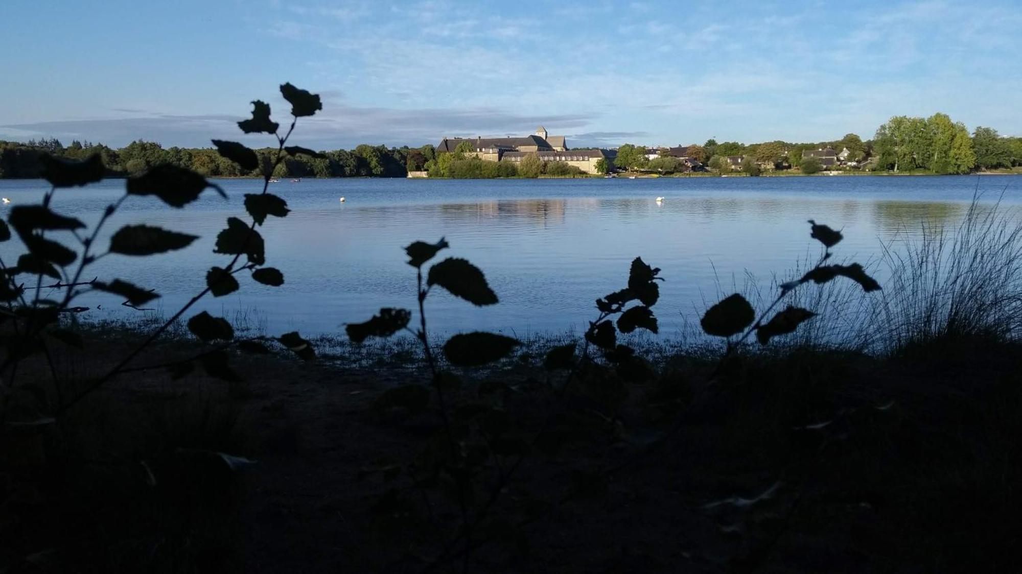 Gite La Lisiere, En Broceliande Néant-sur-Yvel Exteriér fotografie